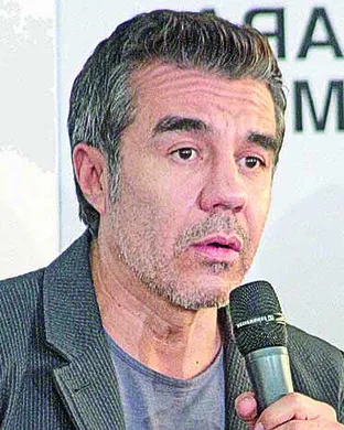 Adrian Uribe