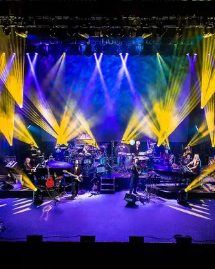Mannheim Steamroller Christmas