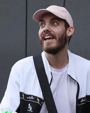 San Holo Portland