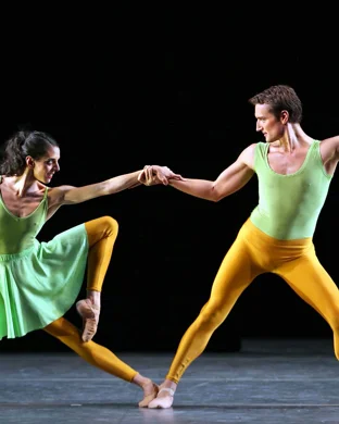 Goh Ballet: The Nutcracker